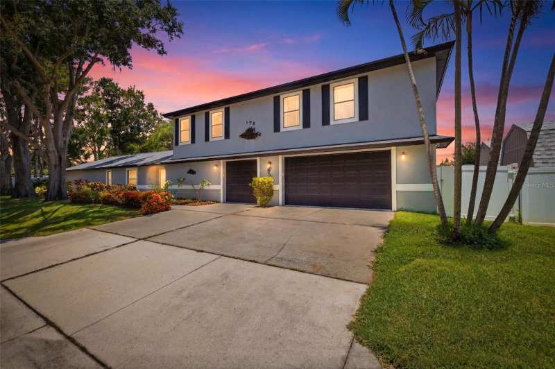 4 bedroom Single Family Residence at 176 Maple Avenue, Lake Shore Estates 1st Add, Palm Harbor — photo 1