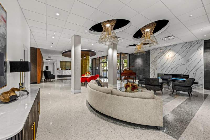 2 bedroom Condominium at 2401 Bayshore Boulevard #203, Harbour House Condo, Tampa — photo 4