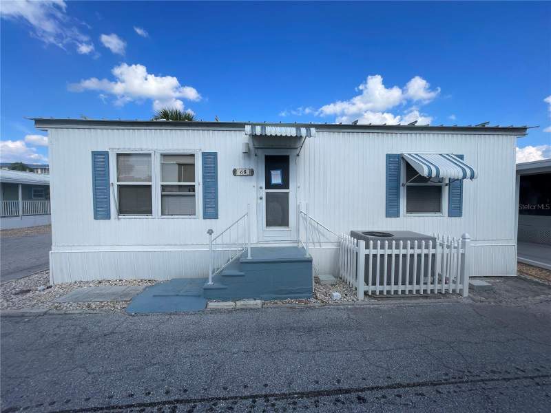 Twin Shores Mobile Home