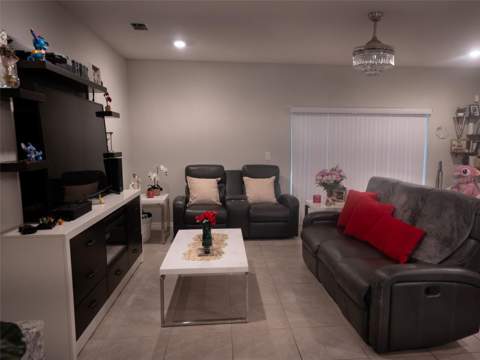 4878 Coral Castle Drive, Kissimmee FL - photo 6 of 44