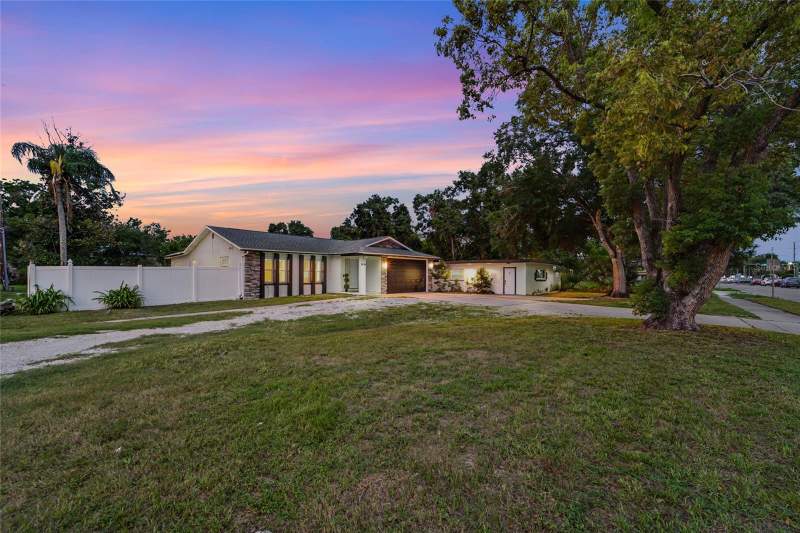 4 bedroom Single Family Residence at 11635 131ST STREET, PINELLAS GROVES, LARGO — photo 2