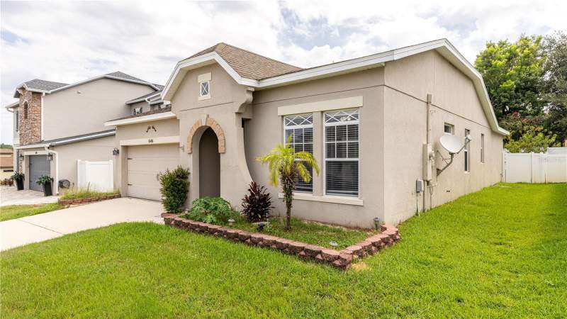 4 bedroom Single Family Residence at 646 Arbor Pointe Avenue, Reserve At Minneola Ph 1, Minneola — photo 2