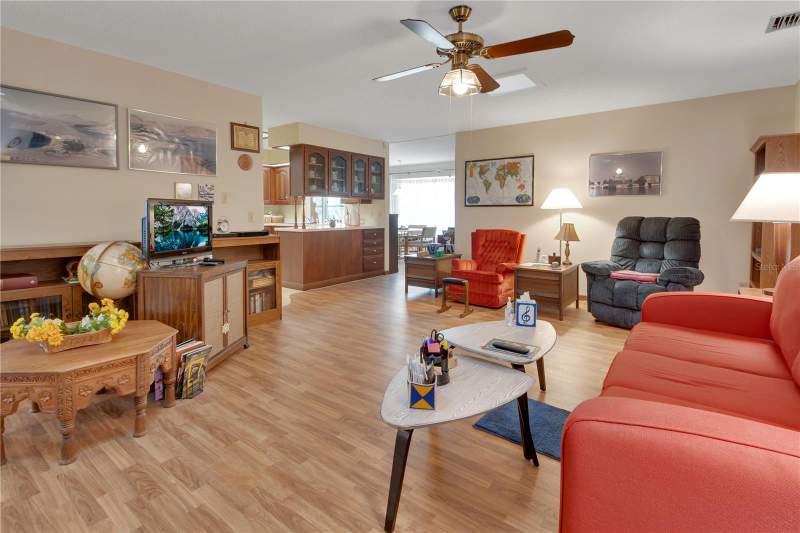 4 bedroom Single Family Residence at 350 Lafayette Place, Brandywine, Deland — photo 4