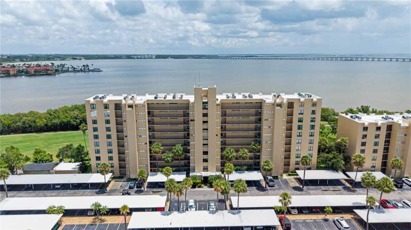 2 bedroom Condominium at 2618 Cove Cay Drive #109, Cove Cay 26-18 Village I, Clearwater — photo 3