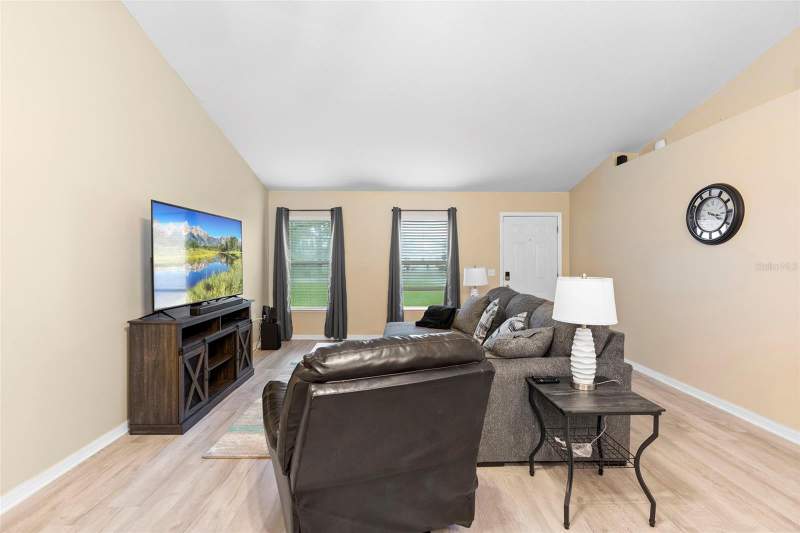 3 bedroom Single Family Residence at 3750 SW 127th Lane Road, Marion Oaks Un 07, Ocala — photo 3