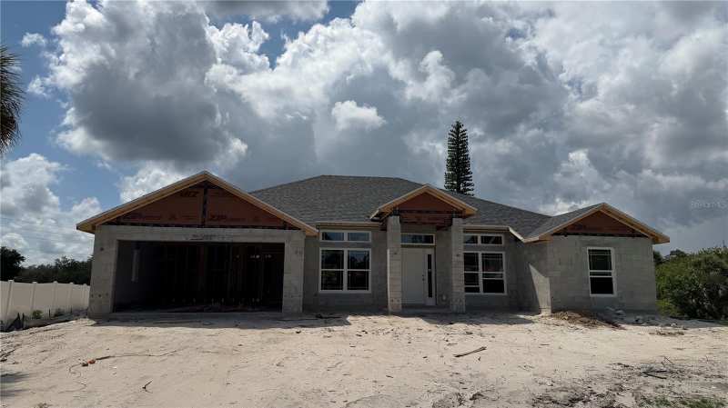 4 bedroom Single Family Residence at 7852 Howser Court, Port Charlotte Sub 36, North Port — photo 1