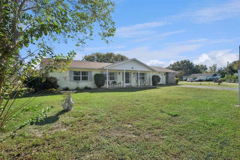 3 bedroom Single Family Residence at 34122 Hunt Avenue, Hilltop Sub, Leesburg — photo 2