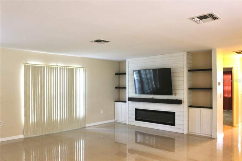 3 bedroom Single Family Residence at 7590/7530 N Caesar Point, Dunnellon, Dunnellon — photo 4
