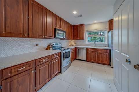 2700 Bayshore Boulevard #588, Dunedin FL - photo 6 of 52