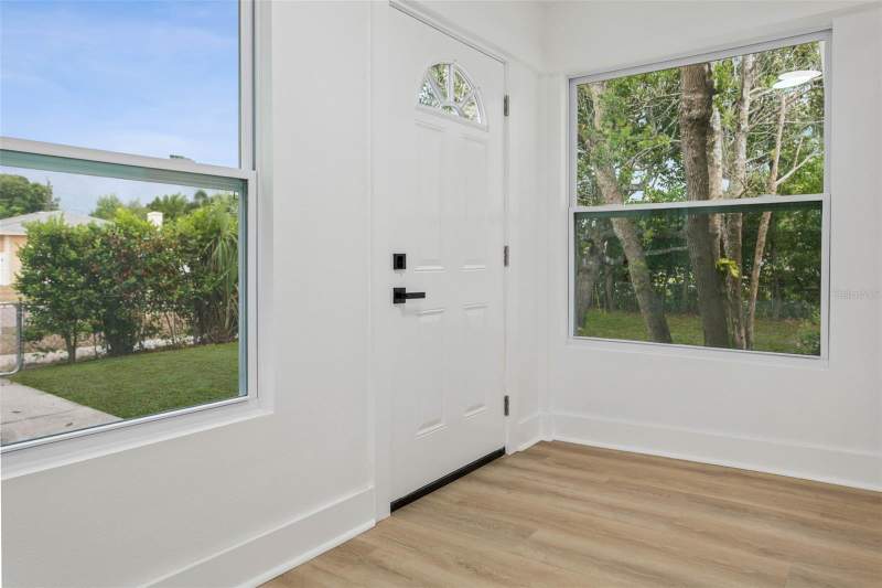 2 bedroom Single Family Residence at 4660 7th Avenue, Oak Ridge 4, St Petersburg — photo 3