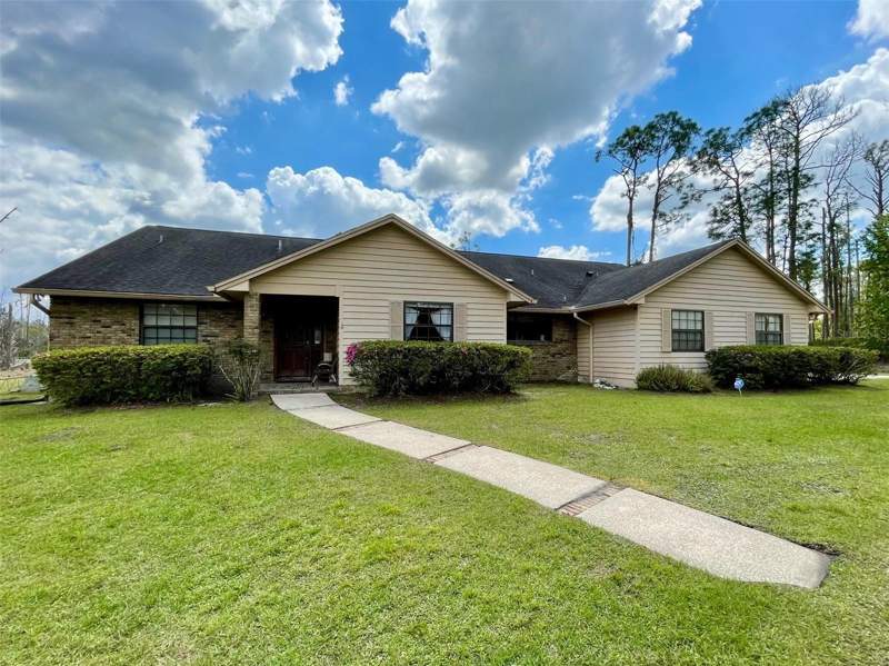4 bedroom Single Family Residence at 349 Seminole Woods Blvd, Seminole Woods 5 Ac Dev, Geneva — photo 5
