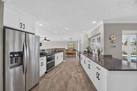 6314 Wisteria Lane, Apollo Beach FL - photo 20 of 59