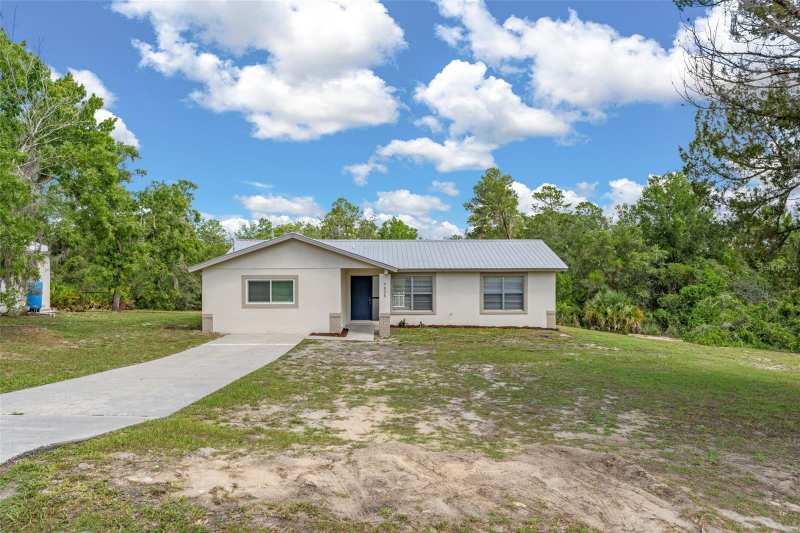 3 bedroom Single Family Residence at 7335 Blackbird Avenue, Royal Highlands, Weeki Wachee — photo 1