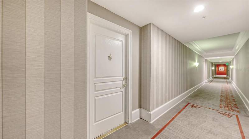 1 bedroom Condominium at 750 N Tamiami Trail #Ph08, Renaissance 1, Sarasota — photo 4