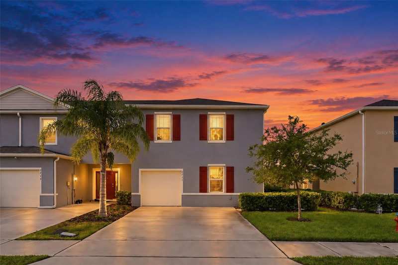 3 bedroom Townhouse at 2711 Silver Canoe Drive, Rivers Edge, Edgewater — photo 1