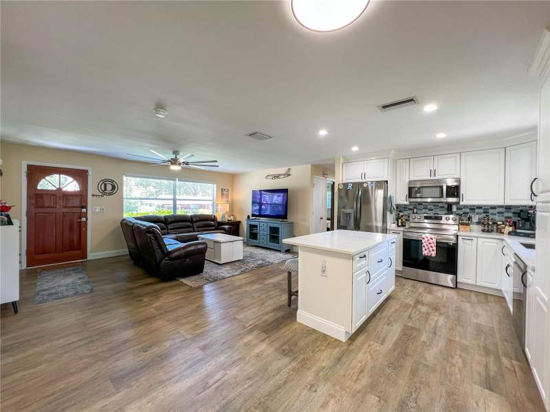 3 bedroom Single Family Residence at 1524 S Fredrica Avenue, Brookhill, Clearwater — photo 3