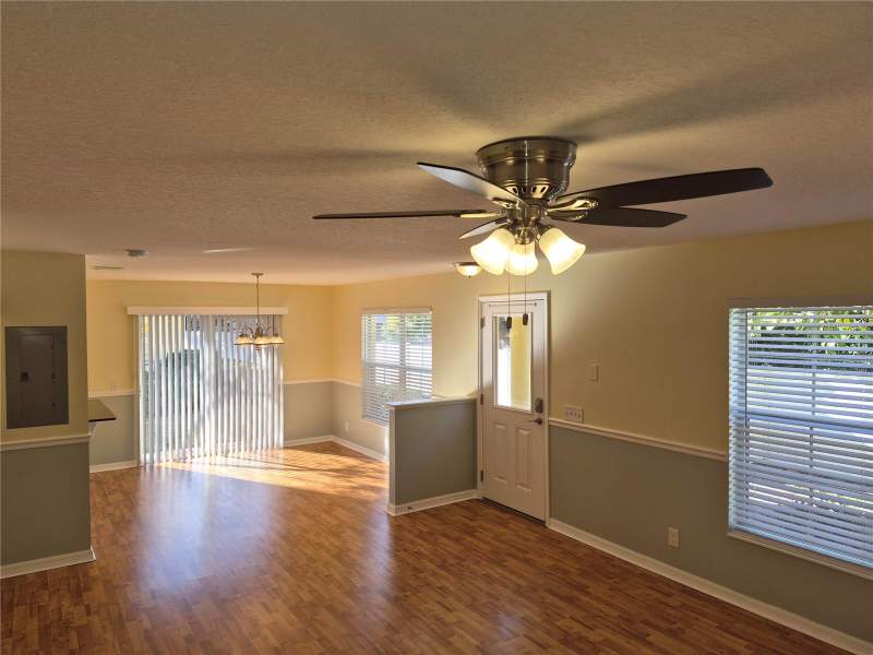 3 bedroom Townhouse at 3845 Island Way, Coquina Key Twnhms, St Petersburg — photo 5