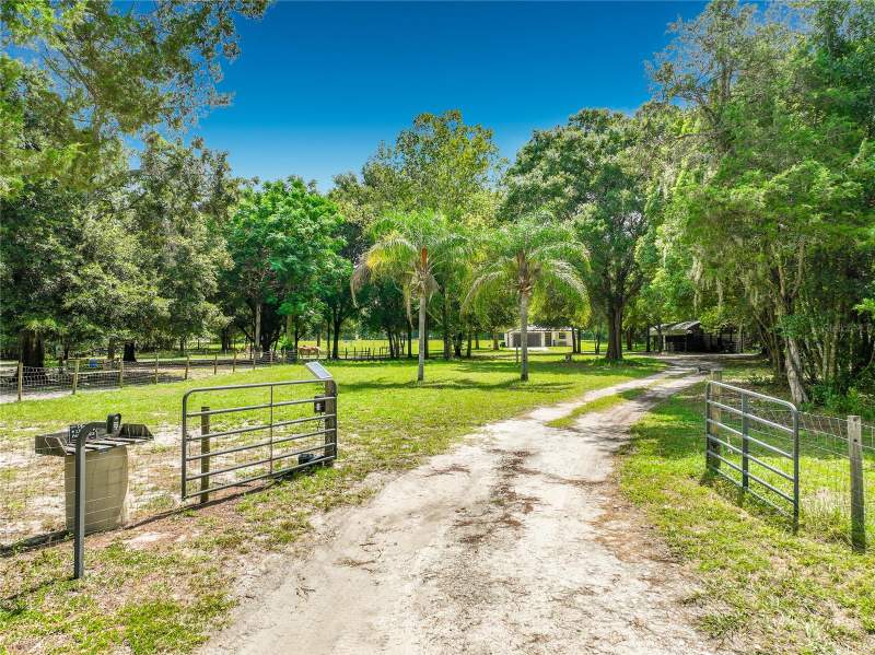 3 bedroom Single Family Residence at 34814 William Lane, Eustis, Eustis — photo 5