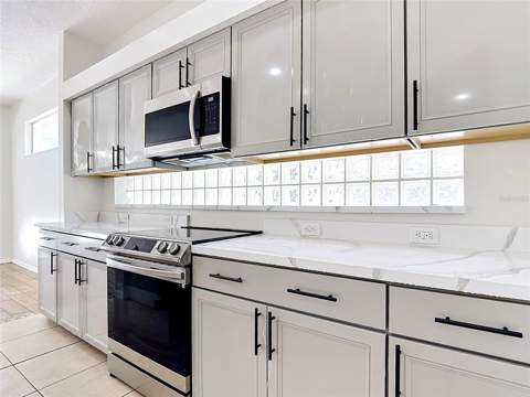 2944 Sunset Vista Boulevard, Kissimmee FL - photo 12 of 42