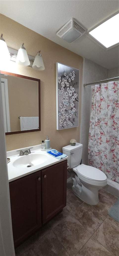 4814 Bonita Vista Drive, Tampa FL - photo 6 of 6