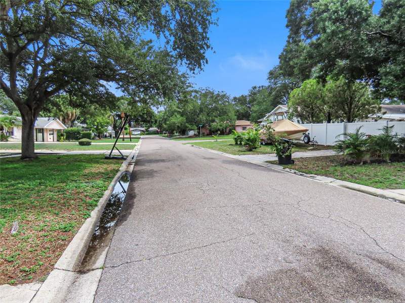 4 bedroom Single Family Residence at 2434 65TH STREET, HOLIDAY PARK 1ST ADD, ST PETERSBURG — photo 2