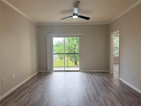 5618 Pinnacle Heights Circle #305, Tampa FL - photo 6 of 6