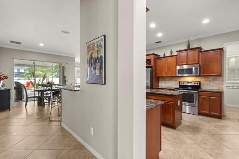 16002 Oak Spring Drive, Orlando FL - photo 9 of 50