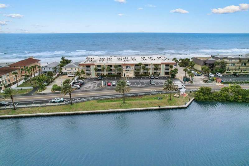 1 bedroom Condominium at 50 Gulf Boulevard #206, Fifty Gulfside Condo, Indian Rocks Beach — photo 2