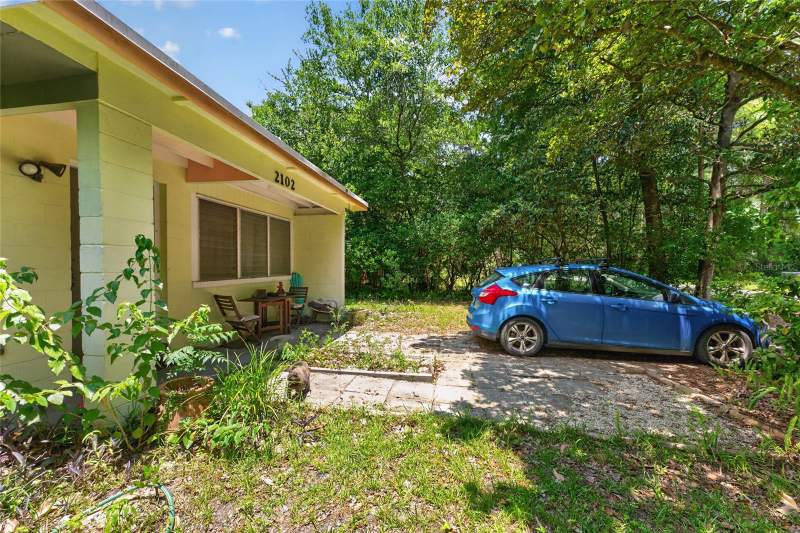 3 bedroom Single Family Residence at 2102 NE 8th Street, Michigan Heights, Gainesville — photo 3