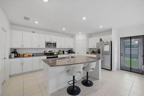 6453 Back Forty Loop, Zephyrhills FL - photo 19 of 52
