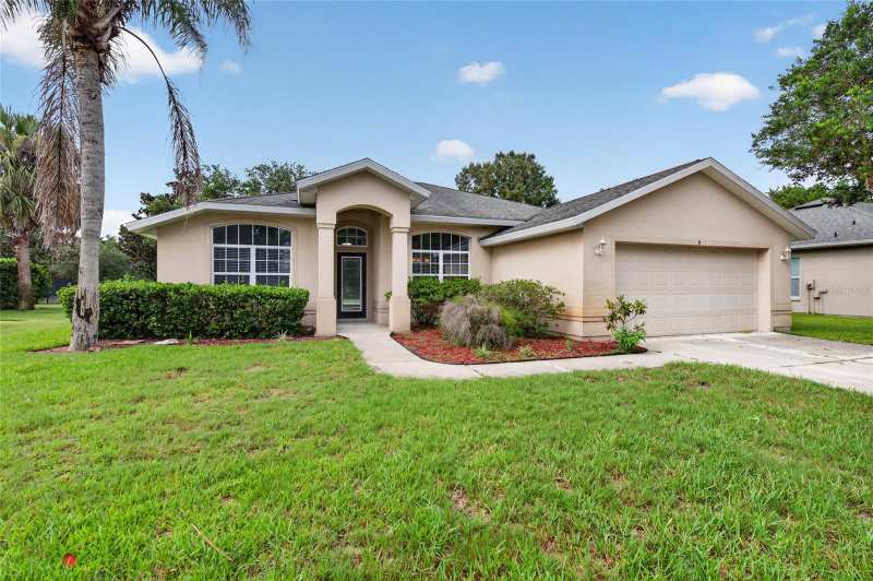3 bedroom Single Family Residence at 8 Black Water Way, Breakaway Tr Ph 03 Unit 2A, Ormond Beach — photo 1