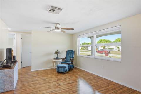 11205 Glover Road, Port Richey FL - photo 10 of 48
