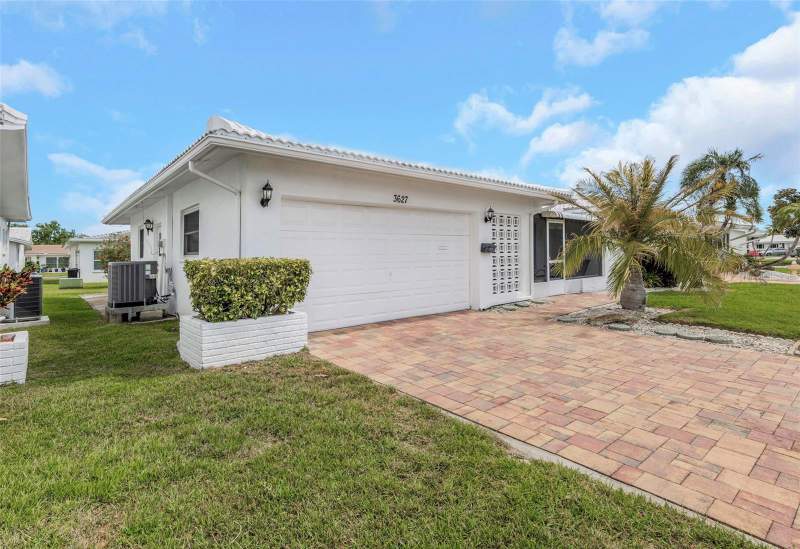 2 bedroom Single Family Residence at 3627 100th Place #4, Mainlands Of Tamarac By The Gulf Unit 4 Condo, Pinellas Park — photo 5