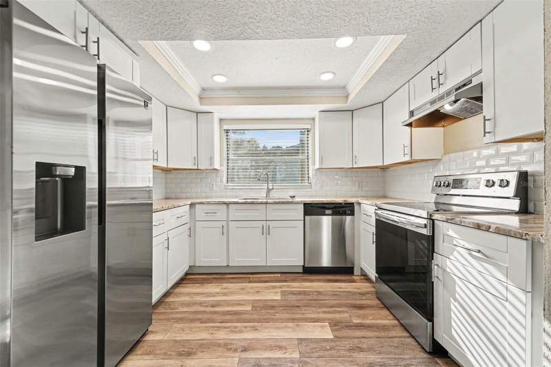 3 bedroom Single Family Residence at 3207 Salisbury Drive, Holiday Lake Estates, Holiday — photo 5