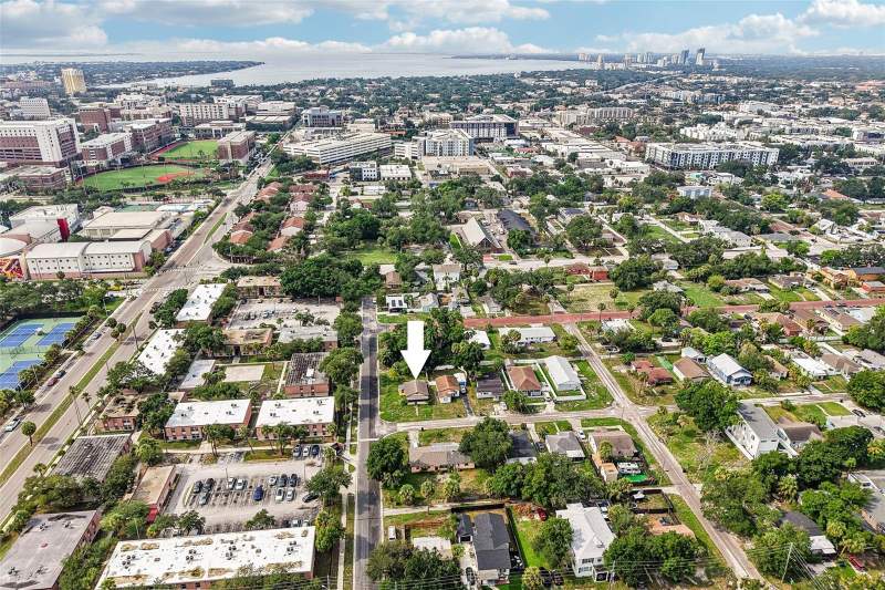 2 bedroom Single Family Residence at 1002 W Nassau Street, Munros & Clewiss Add, Tampa — photo 5