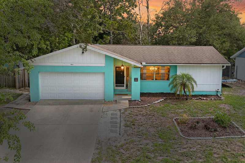 3 bedroom Single Family Residence at 1211 Crossbow Lane, Gulfview Ridge, Tarpon Springs — photo 1