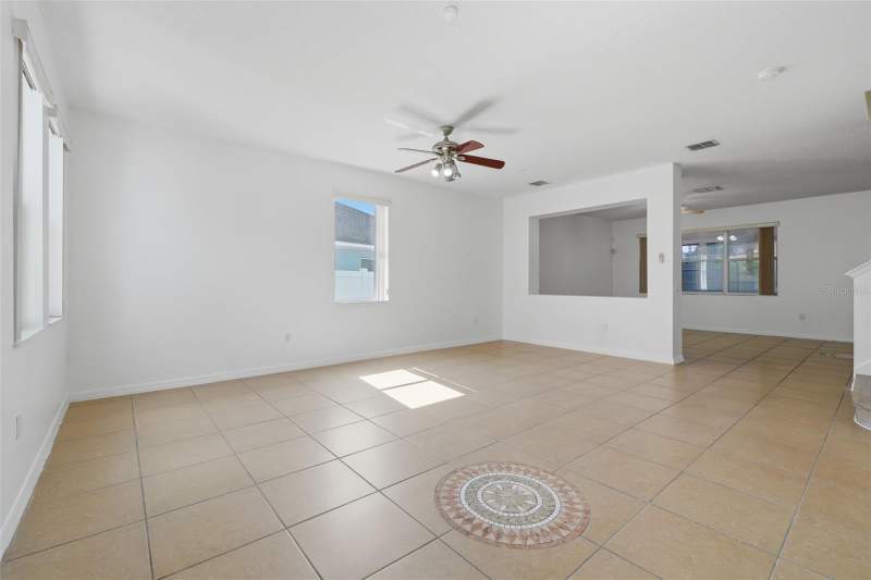 4 bedroom Single Family Residence at 2830 Paynes Prairie Circle, Heritage Lakes Ph 2, Kissimmee — photo 4