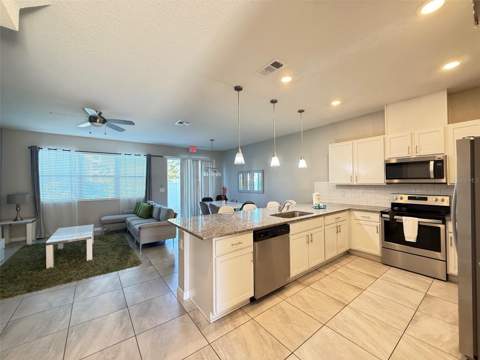 5147 Adelaide Drive, Kissimmee FL - photo 6 of 6