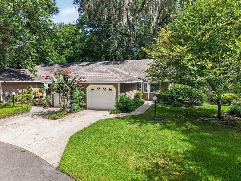 2 bedroom Single Family Residence at 854 SW 51st Way, Vintage View Ph II, Gainesville — photo 2