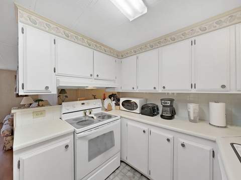 12501 Ulmerton Road #140, Largo FL - photo 10 of 20