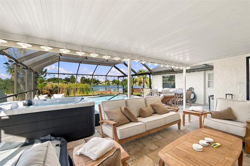 4 bedroom Single Family Residence at 6706 Ranger Drive, Bay Port Colony Ph III Un 1, Tampa — photo 3