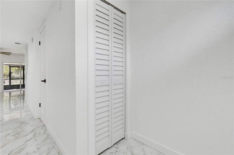 2 bedroom Townhouse at 6661 121st Avenue #G, Pinebrook Estates, Largo — photo 2