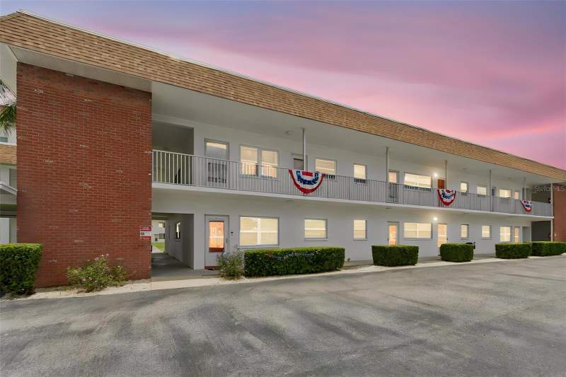 Tyrone Garden Apartments Condo