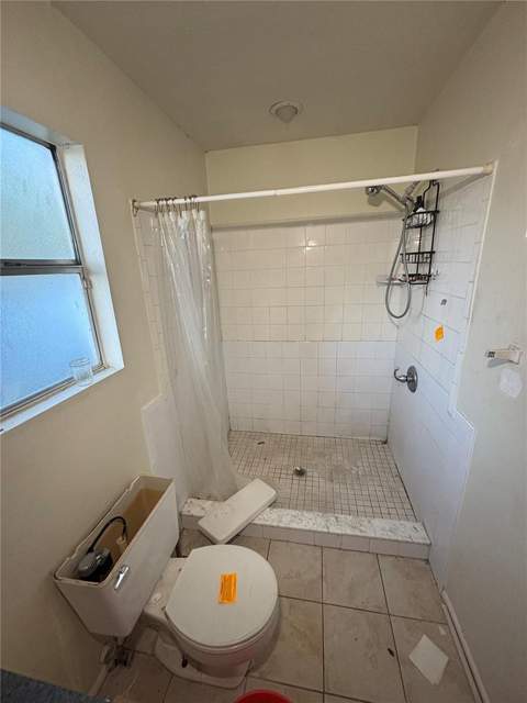 2923 SW 11th Court, Cape Coral FL - photo 11 of 22