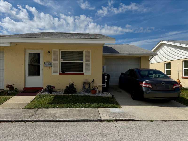 2 bedroom Villa at 4926 Filner Street, New Port Colony 06 Way, New Port Richey — photo 1