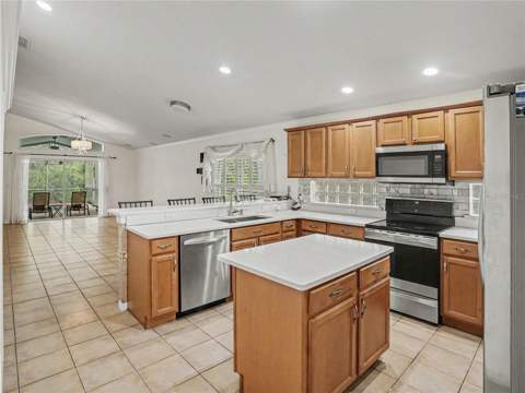 5437 Florence Harbor Drive, Orlando FL - photo 16 of 40