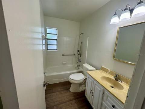 2146 Aaron Avenue, Orlando FL - photo 8 of 14