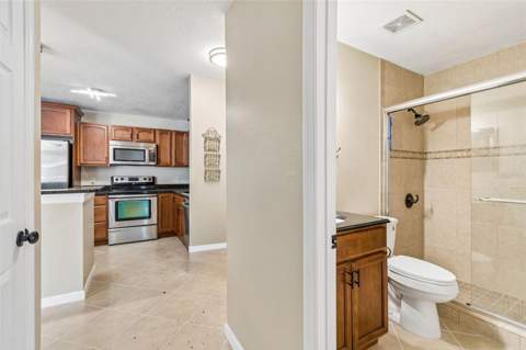 9481 Highland Oak Drive #814, Tampa FL - photo 9 of 67