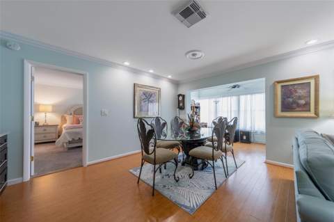 5020 Brittany Drive #324, St Petersburg FL - photo 7 of 39