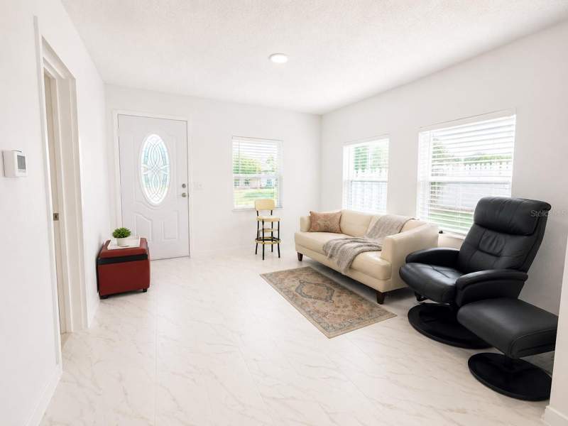 2 bedroom Single Family Residence at 802 Jurgens Street, Clearwater, Clearwater — photo 4